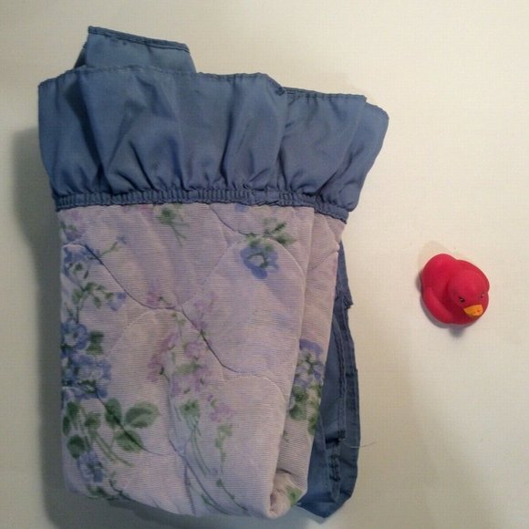 Ladies Pajamas Bundle Tshirt Shorts Pillow Shams Home Size Large Tee Women PJS - Picture 5 of 8